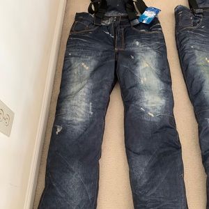 Brand new snow pants for men